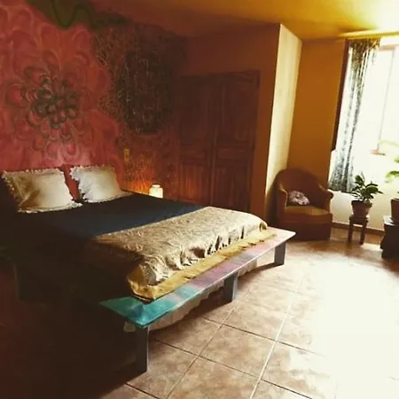 Bed and breakfast Inlakesh 3*