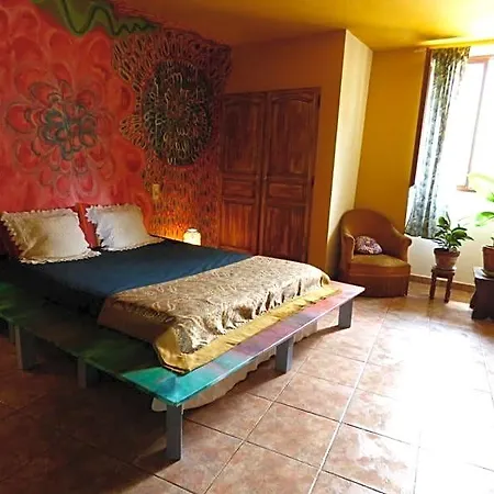 Inlakesh Bed & Breakfast Le Tech