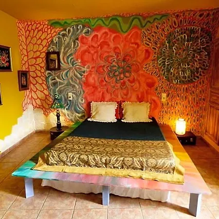 Inlakesh Bed & Breakfast Le Tech